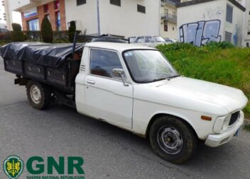 Detido em flagrante por furto de veículo