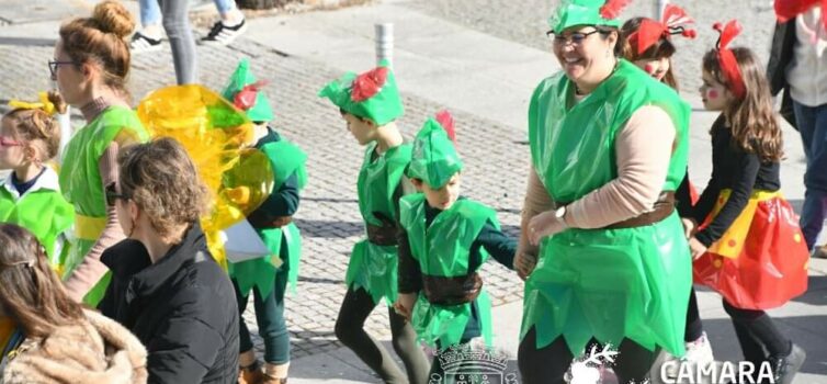 Dia de Comadres mistura-se com Carnaval