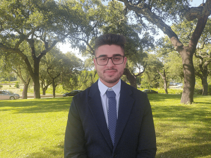 Diplomado em Engenharia Informática publica artigo sobre protótipo para a monito