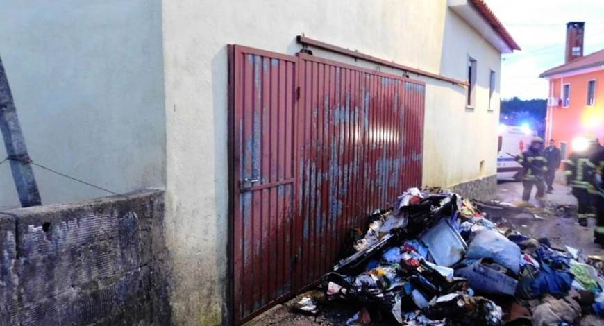 Incêndio habitacional provoca um ferido leve