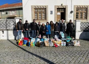 O Moto Clube Os Trinca Cereja, entregou, no dia 2 de fevereiro, um donativo à Lo