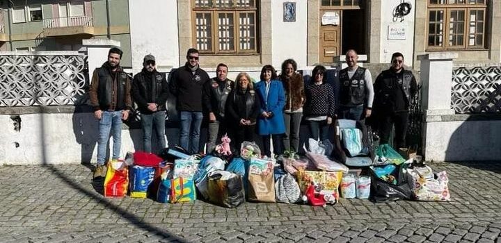 O Moto Clube Os Trinca Cereja, entregou, no dia 2 de fevereiro, um donativo à Lo