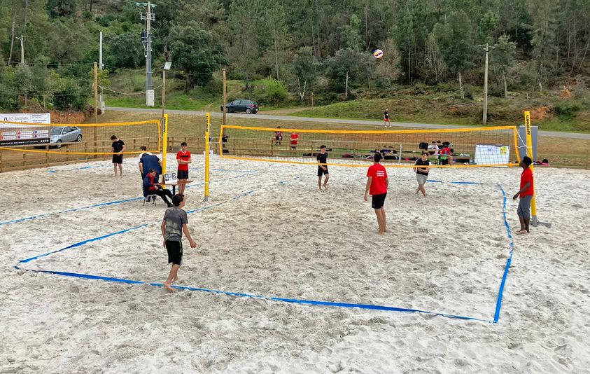 Campo de Jogos de Areia da Aldeia Ruiva recebe torneio de voleibol de praia