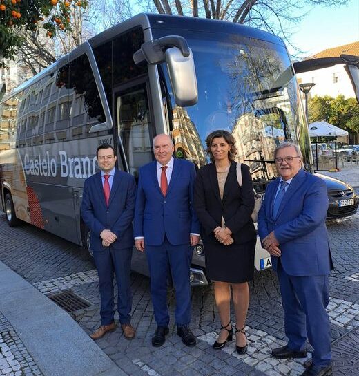 Castelo Branco tem novo autocarro municipal