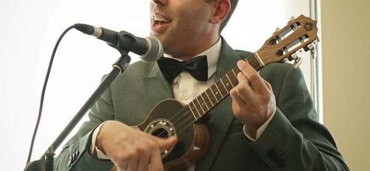 Grupo Cavaquinhos do Estreito encantaram na Don António- Residência Sénior