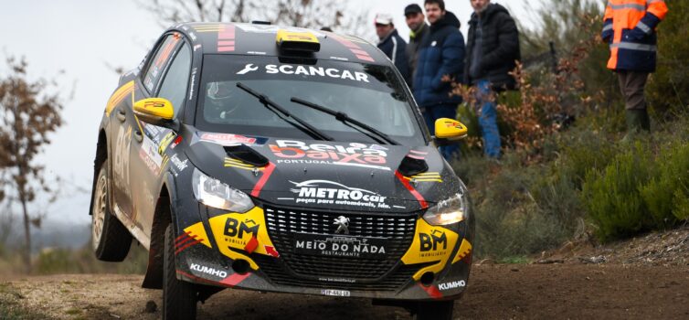 Pedro Silva e Roberto Santos alcançam Top 5 no início do Campeonato