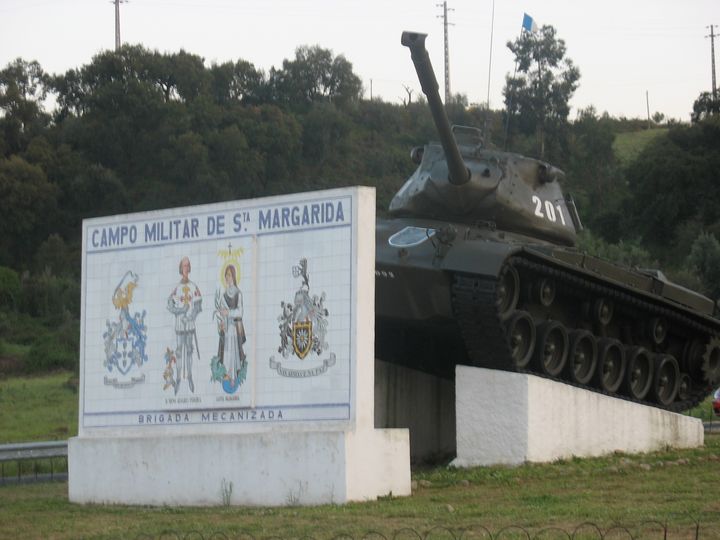 Um morto e seis feridos em explosão na Zona Militar de Santa Margarida