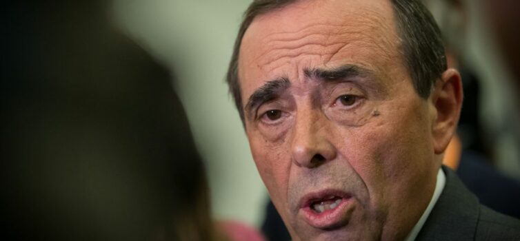 Álvaro Amaro renuncia a cargo de eurodeputado e reafirma inocência