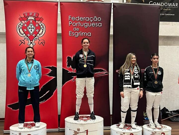 Atleta do CDC Fundão conquista Medalha de Ouro no IV Circuito de Esgrima
