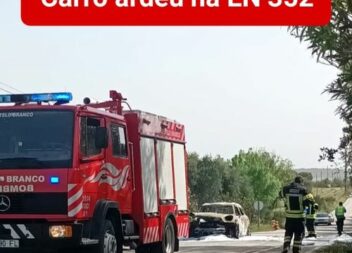 Carro ardeu na EN 352