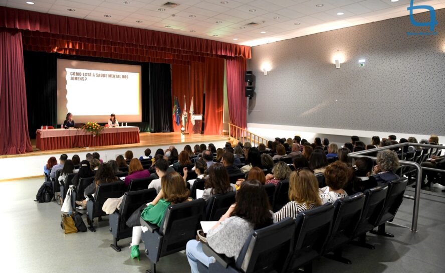 "Há uma maior percentagem de jovens a sentir-se infeliz"