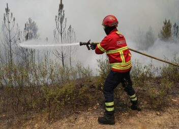 Incêndio deflagrou em Arcozelo