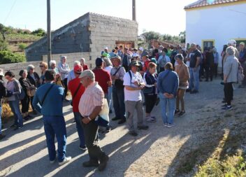 Passeio pedestre rumou à localidade de Padrão