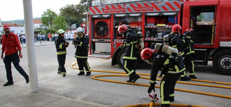 Bombeiros de Oleiros testaram resposta dos alunos com simulacro de incêndio