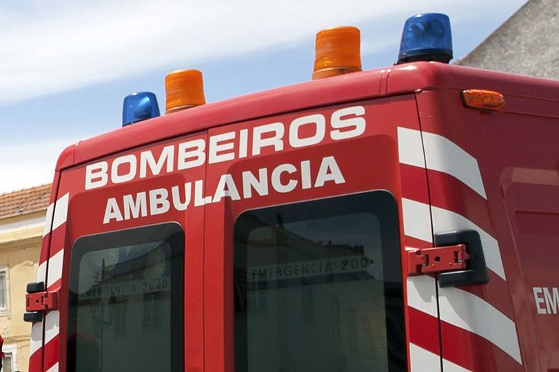 Carro arde em Castelo Branco