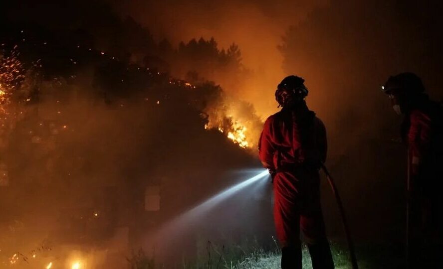 Castelo Branco e Guarda posicionam meios para combater incêndio em Espanha