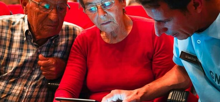 GNR ajuda séniores a utilizarem a Internet