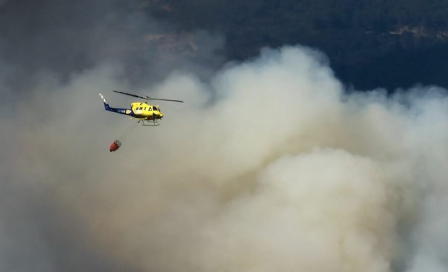 Meios de combate a incêndios reforçados esta segunda-feira mas com menos meios a