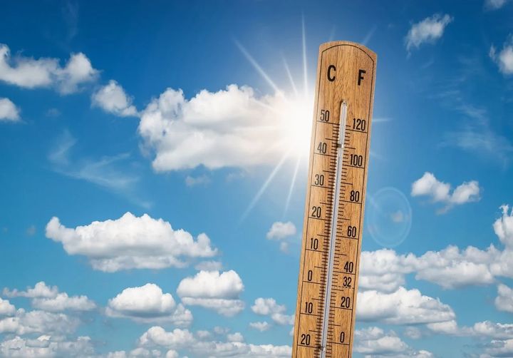 Calor traz noites tropicais e 7 distritos sob aviso amarelo sexta feira e sábado