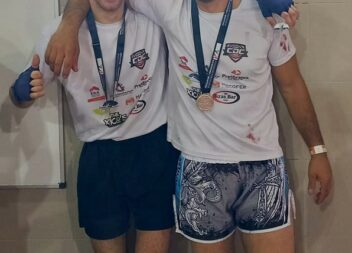 Fundanenses são campeão e vice-campeão regionais de Kickboxing