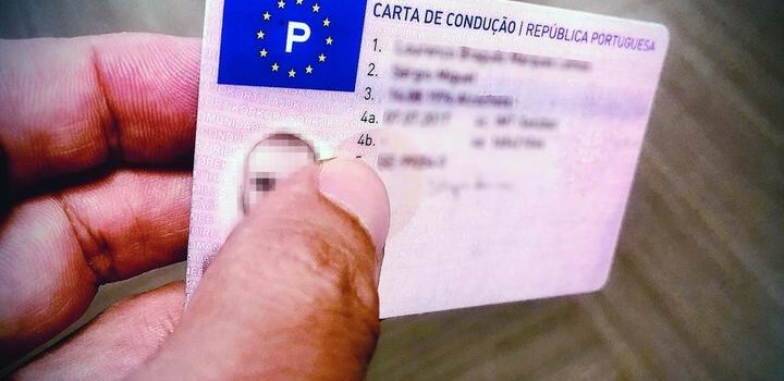 Tem carta de condução anterior a 2008? Vai poder renovar sem exame