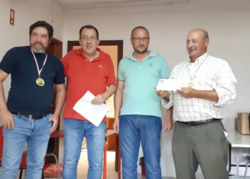 Torneio de Sueca na Casa do Benfica em Castelo Branco.