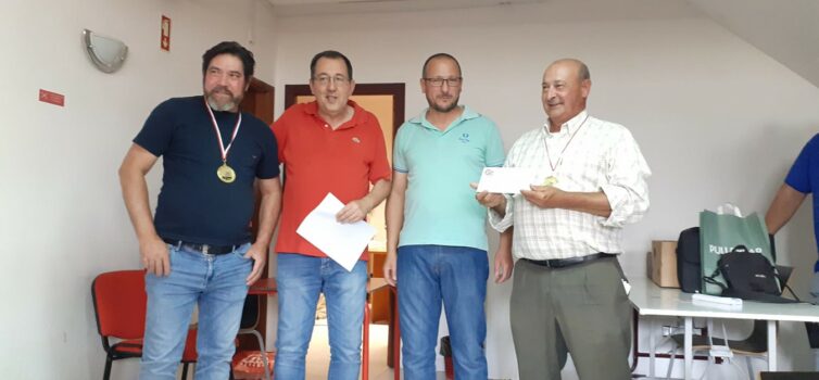 Torneio de Sueca na Casa do Benfica em Castelo Branco.