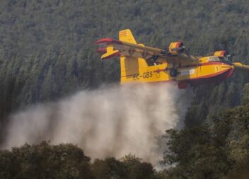 11 meios aéreos combatem Incêndio em Idanha-a-Nova