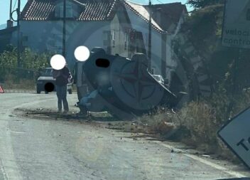 Automóvel capotou e resulta em dois feridos na Guarda