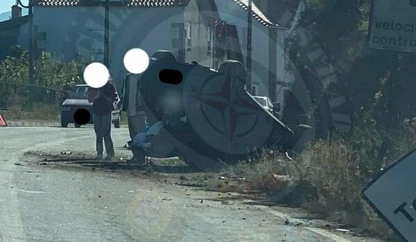 Automóvel capotou e resulta em dois feridos na Guarda