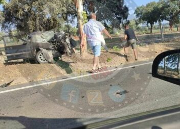 Colisão contra árvore faz um ferido grave em Ponte de Sor