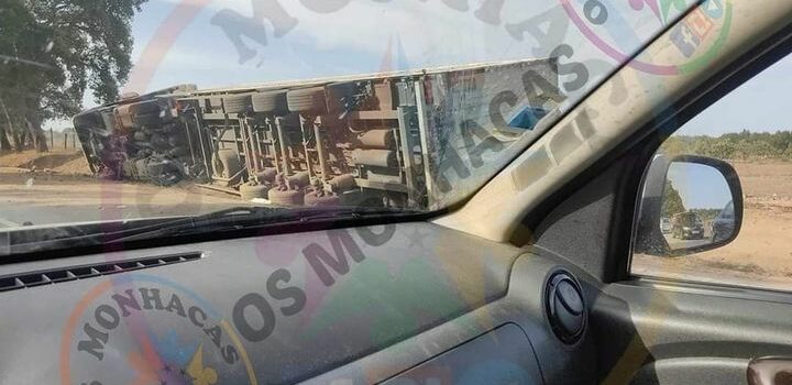 Despiste de Camião na EN18