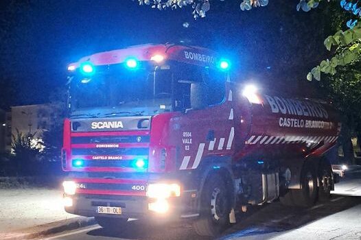 Fogo deflagra em Castelo Branco