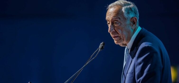 Marcelo chumba diploma do Governo sobre progressão na carreira dos professores