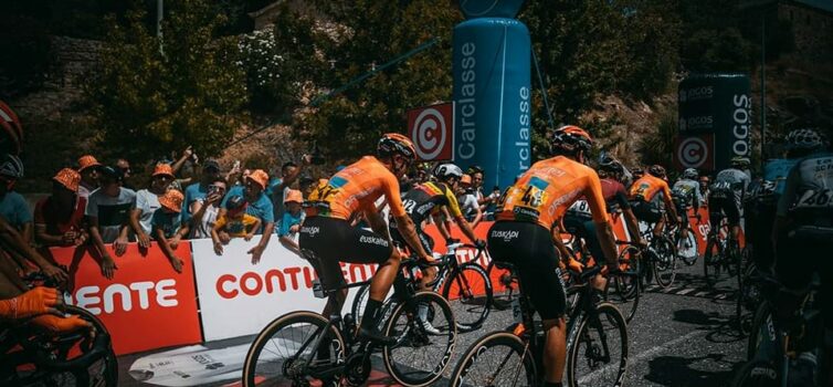 6ª etapa da Volta a Portugal partiu de Penamacor