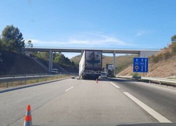 Galera de camião na A23 condiciona trânsito