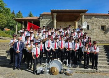 Associação Move Beiras promove concerto a bordo de comboio entre a Guarda e a Co