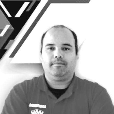 BOMBEIRO MORRE EM ACODENTE