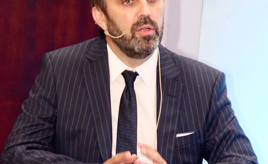 Bastonário da Ordem dos Médicos sofre acidente no IP3