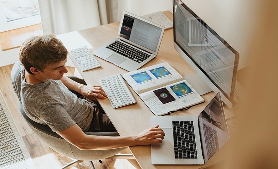 Empresas pagam compensação por despesas em teletrabalho em Outubro