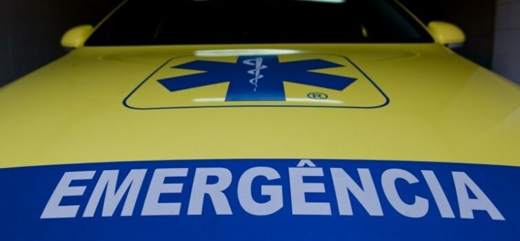 Despiste faz três feridos graves em Bogas de Cima