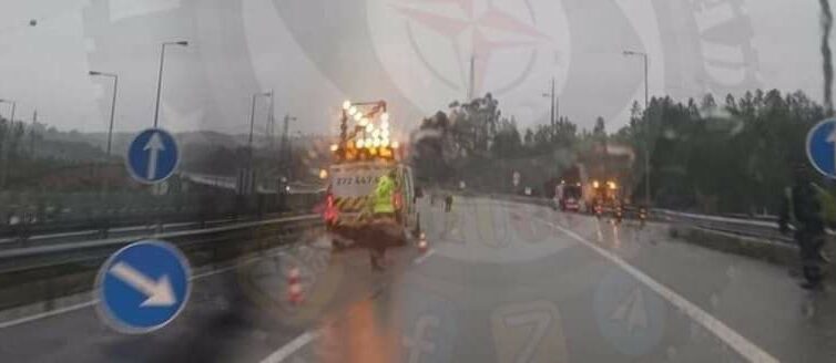 Despiste na A23 acaba em danos materiais