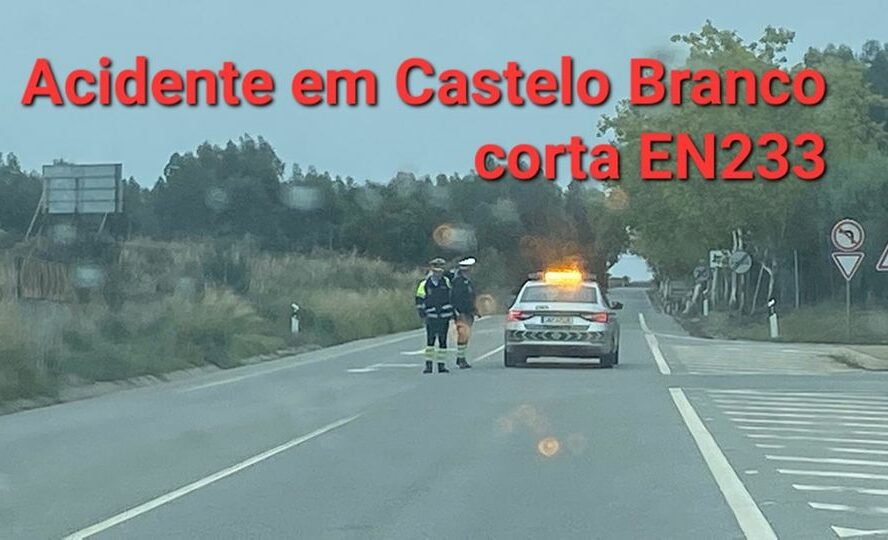 Uma colisão rodoviária entre dois veículos ligeiros de passageiros ocorreu na EN