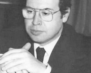Faleceu