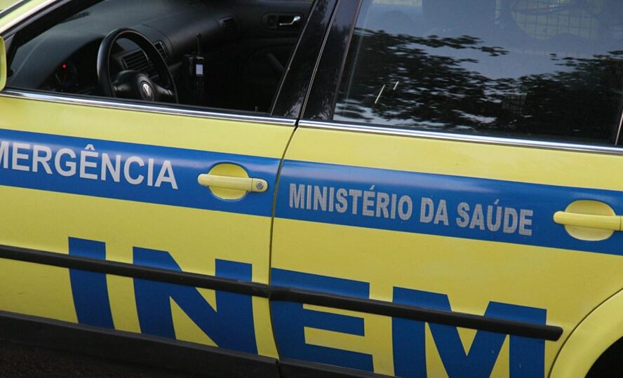 Colisão em Donas faz dois feridos