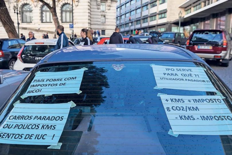Venda de carros usados dispara devido ao amento do IUC