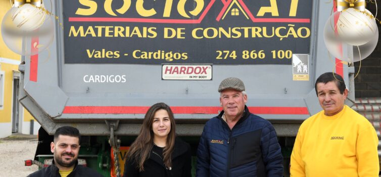 A SOCIOMAT deseja Boas Festas aos seus colaborados, clientes e amigos.