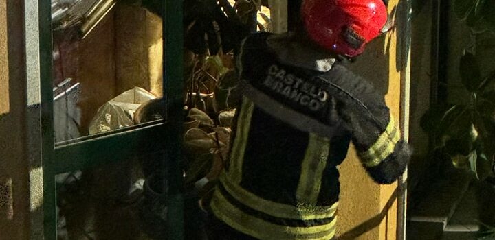 Incêndio em chaminé de habitação em Castelo Branco