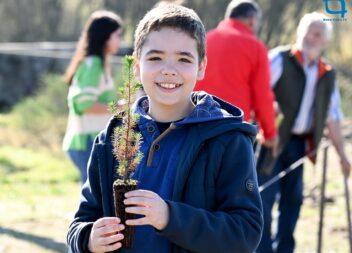 90 árvores autóctones já foram plantadas