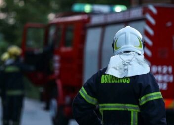 Incêndio deflagra em teto falso de restaurante em Oleiros